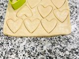 કૂકીઝ (Cookies Recipe In Gujarati)