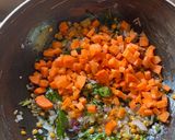 A picture of step 3 of Vegetable Upma.