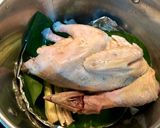 Hình bước làm 3 của món Gà hấp muối