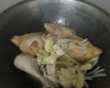 Foto langkah ke 2 dari resep Ayam kecap mentega simpel dan ekonomis.