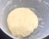 A picture of step 2 of Basic Nerikiri (Bean Paste and Rice Dough).