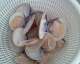 A picture of step 6 of Clear Clam Soup.