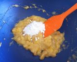 A picture of step 3 of Banana oatmeal muffins.