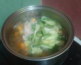 Foto langkah ke 2 dari resep Sop Ayam.