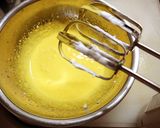 A picture of step 8 of Halloween Kabocha Squash Chiffon Cake.
