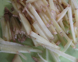 A picture of step 4 of Easy and Colorful Yellow Cucumber and Onion Pickles.