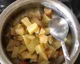 A picture of step 2 of Raw papaya sabji.