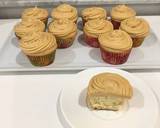 Greek Yogurt Cupcakes With Dulce De Leche Frosting recipe step 4 photo
