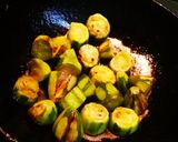 পটল প্রন কারি (potol prawn recipe in Bengali) রেসিপি ধাপ - 2 ছবি