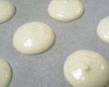 A picture of step 8 of My Vanilla Macarons à la Parisienne.