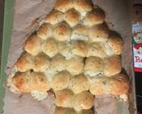A picture of step 3 of Cheesy pull apart biscuits (Christmas Tree edition).