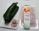蒜香辣炒雞肉櫛瓜麵(減醣)的食譜步驟1照片