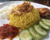 Foto langkah ke 4 dari resep Nasi kuning gurih nikmat.