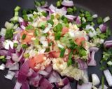 รูปขั้นตอนการทำที่ 2 ของ ข้าวยำเห็ดแซ่บ (Spicy Mushroom Salad)