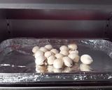 A picture of step 4 of Ginkgo Nuts Ready in 10 Minutes in a Toaster Oven.