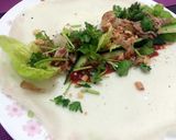 A picture of step 2 of Fresh Spring Roll / Popiah.