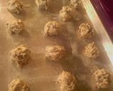 A picture of step 3 of sunshine 's milk chocolate chip cookies.