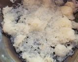 A picture of step 1 of Muli Ki Kachori or Murauri.