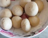 A picture of step 5 of Varat special, poory bhaji, chattny, makhany ki kher.