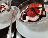 Foto del paso 2 de la receta: Strachiatella 🍰de Fresas, 🍓🍓y Chocolate 🍫