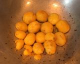 A picture of step 3 of Dhaniya Aloo / Potato in Coriander Gravy.