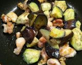 A picture of step 4 of Eggplant and Chicken Nanban.