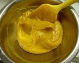 A picture of step 5 of Sweet Kabocha Pie.