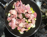 Foto del paso 1 de la receta: Conejo con curry al ajillo
