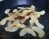A picture of step 2 of Apple Omelette.