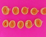 Foto langkah ke 6 dari resep Yupi Gulung Homemade.