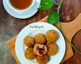 Foto langkah ke 3 dari resep Bola - bola pisang krispi.