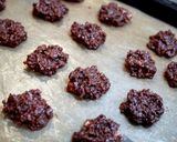A picture of step 3 of Baked or Frozen Chocolate Balls.