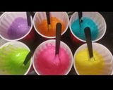 A picture of step 1 of Paint drip neon tie dye birthday cake😆.
