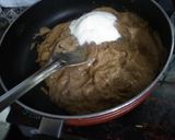 A picture of step 2 of Chikoo Chocolate Halwa.