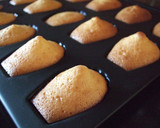 A picture of step 7 of My Madeleines.