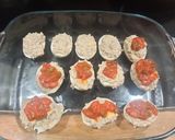 Foto del paso 7 de la receta: Huevos cocidos rellenos de carne al horno