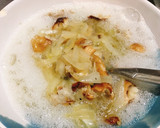 Foto del paso 3 de la receta: Tortilla proteica de setas y espinacas baby: cena sana