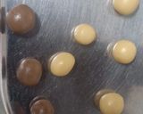 A picture of step 2 of Chocolate biscuit cookies.