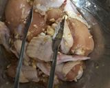 Hình bước làm 1 của món Gà chiên giòn