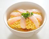 【味王泡麵創意秀】鯛魚茶泡麵 茶香暖胃的食譜步驟4照片