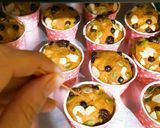 Foto langkah ke 14 dari resep Muffin Pisang Keju 🍌🧀(No Mixer).