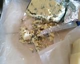Foto del paso 2 de la receta: Empanadas de Roquefort y muzzarella