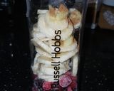 Forest fruit supersmoothie bowl recept fázis 1 fotója
