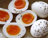 A picture of step 3 of Salt-Marinated Boiled Eggs.
