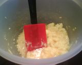 A picture of step 3 of Cream Cheese & Cranberry Muffins.