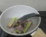 Foto langkah ke 2 dari resep Nasi Kuning Gurih + Sambal Tempe Ikan Bilis Satset.