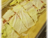A picture of step 3 of Layered and Simmered Napa Cabbage and Pork.