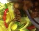 Gambar langkah 5 resipi Ayam Goreng Kunyit Ala Thai.