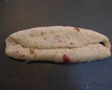 A picture of step 9 of Pain de Seigle aux Fruits Secs (Fruit-Filled Rye Bread).