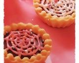 A picture of step 4 of Spider Web Tarts for Halloween.